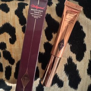 Charlotte Tilbury Hollywood Beauty Light Wand NIB $42 retail-“Spotlight”